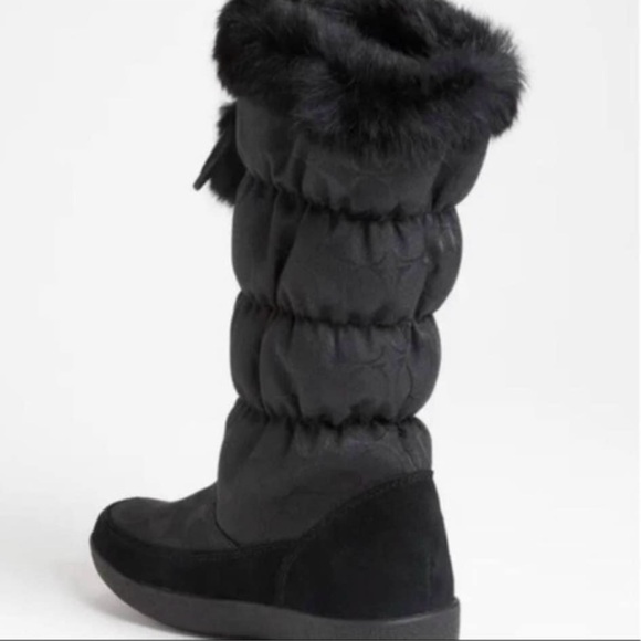 Coach Winter Boots! - Picture 5 of 9